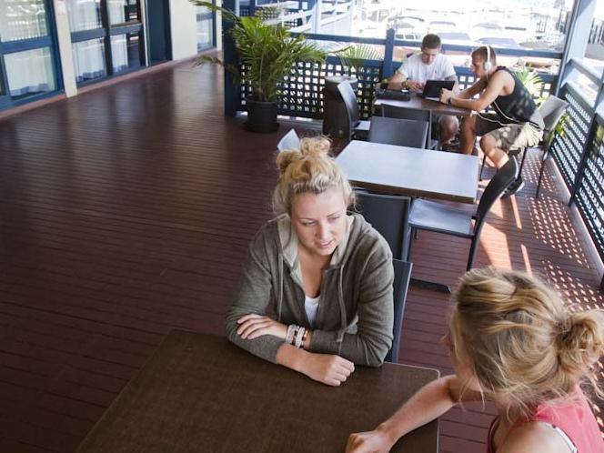 Surfers Paradise Yha Southport エクステリア 写真